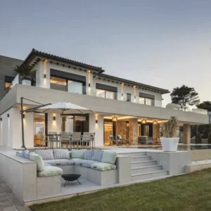 construccion-de-casas-modernas-de-lujo-en-quito-minimal-studio-ecuador